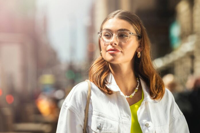 Innovative glasses brand IOLLA is bringing its fresh take on eyewear to Manchester’s buzzing retail and fashion scene