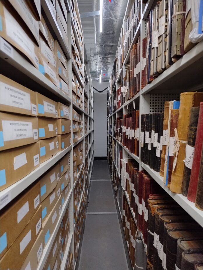 New_Oldham_Archives_store_03