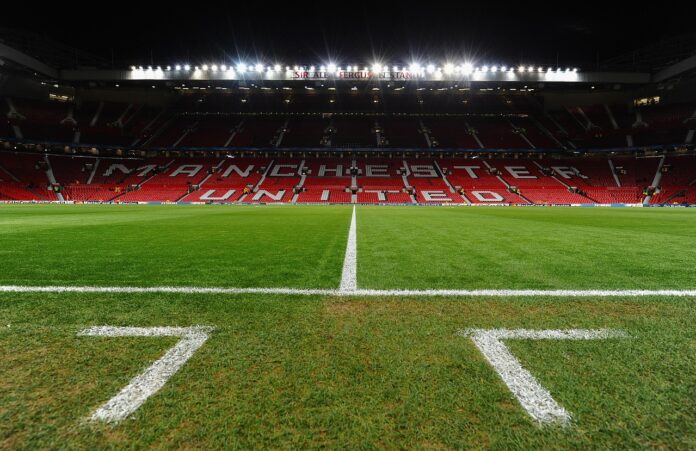 old-trafford-1959155_1280-21