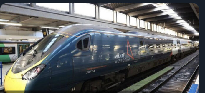 24143AB3-3FA4-4751-9A66-6EDA2E637E6C