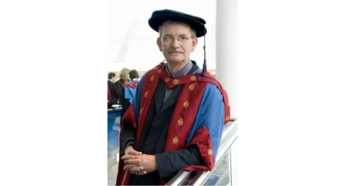 Martin_Parr_image_v2.JPG