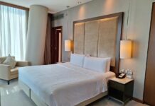 Curate Your Sanctuary: How to Master Vintage Bedroom Design