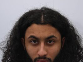 Bury man jailed again for possessing extremist material and using a mobile phone in prison