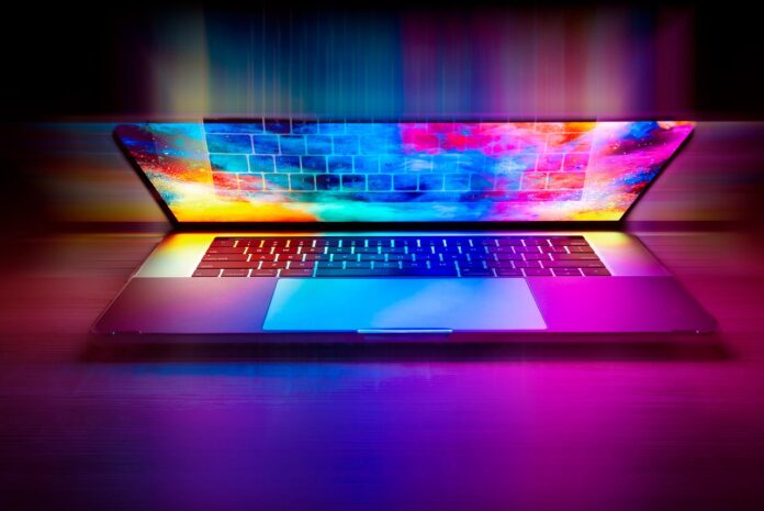 joshuaworoniecki-laptop-5673901_1280
